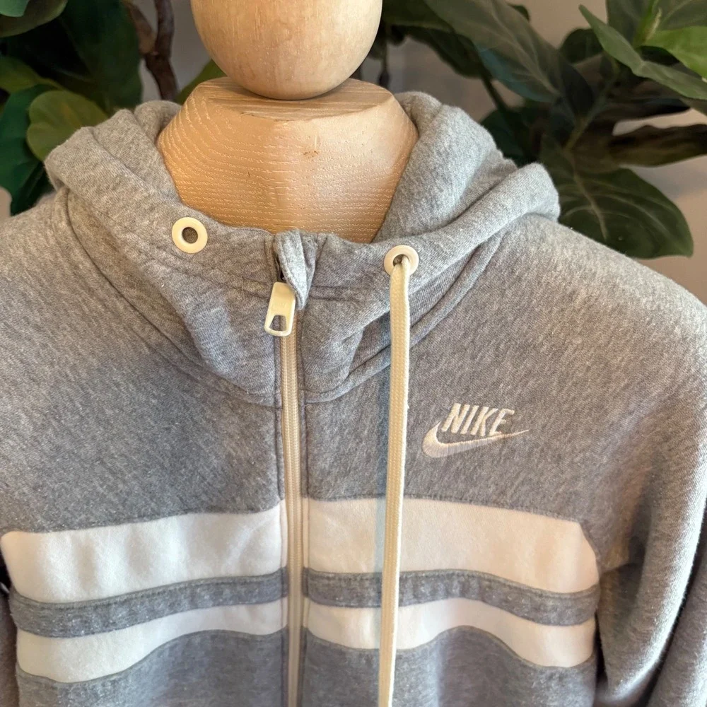 Nike Sportswear Boys Full Zip Hoodie Heather Gray Fleece L 12-14 Sweatshirt